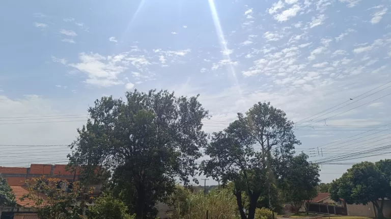 Frente fria traz chuva para região Oeste do Paraná