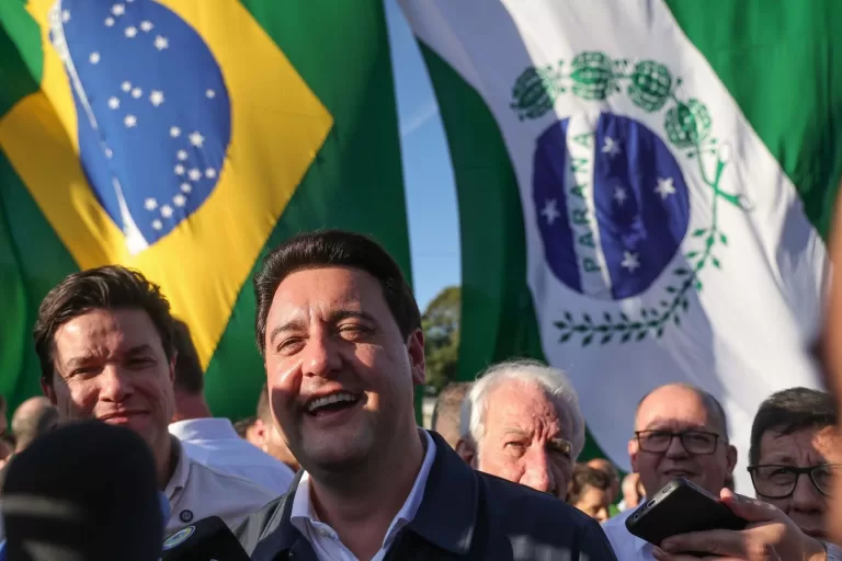 Ratinho Junior registra novo recorde e aprovação chega a 85%, aponta Paraná Pesquisas