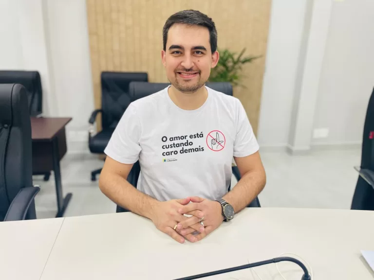 Juca questiona sobre geradores de energia em poços de captação de água do Saae