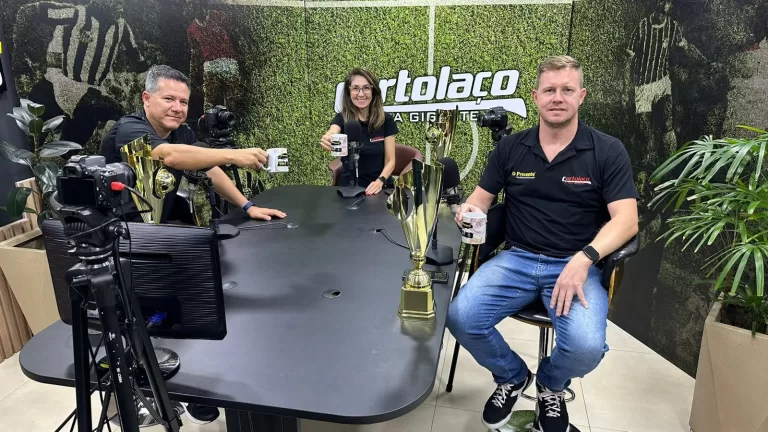 Acompanhe Cartolaço no O Presente