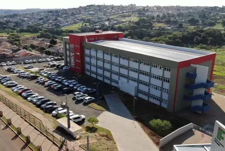 IFPR abre processo seletivo com vagas para cursos técnicos e superiores; veja como participar
