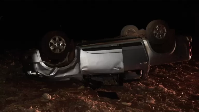 Idoso morre após caminhonete capotar na PR-468 em Boa Esperança