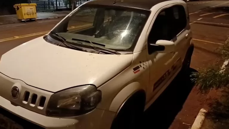 Carro roubado é recuperado em Toledo