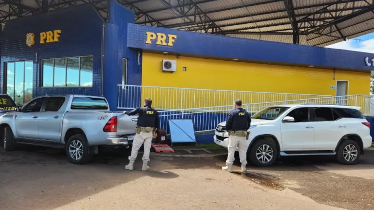 Duas Hilux com registro de furto são recuperadas em Guaíra