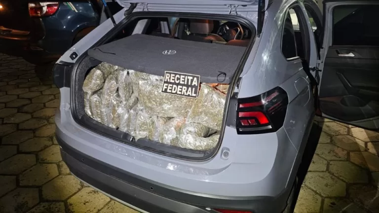 Mais de 100 quilos de droga são apreendidos na BR-277 em São Miguel do Iguaçu