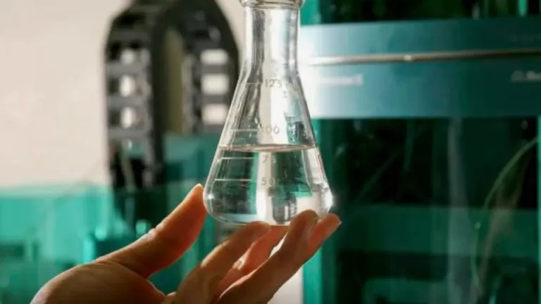 Saiba os principais sinais e sintomas de intoxicação por metanol