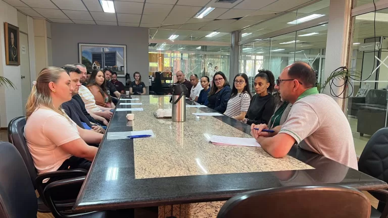 Novos servidores concursados tomam posse em Marechal Rondon