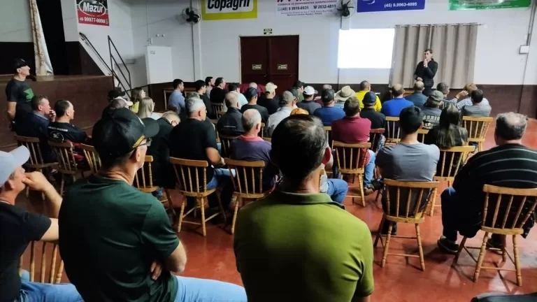 Reunião discute projeto de asfaltamento da via que liga Iguiporã, Bela Vista e Porto Mendes