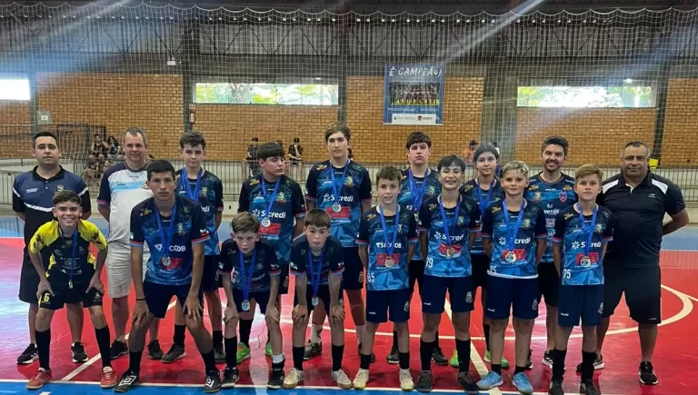 Finais do Campeonato Municipal de Futsal – Categorias de Base 2025 são realizadas em Quatro Pontes