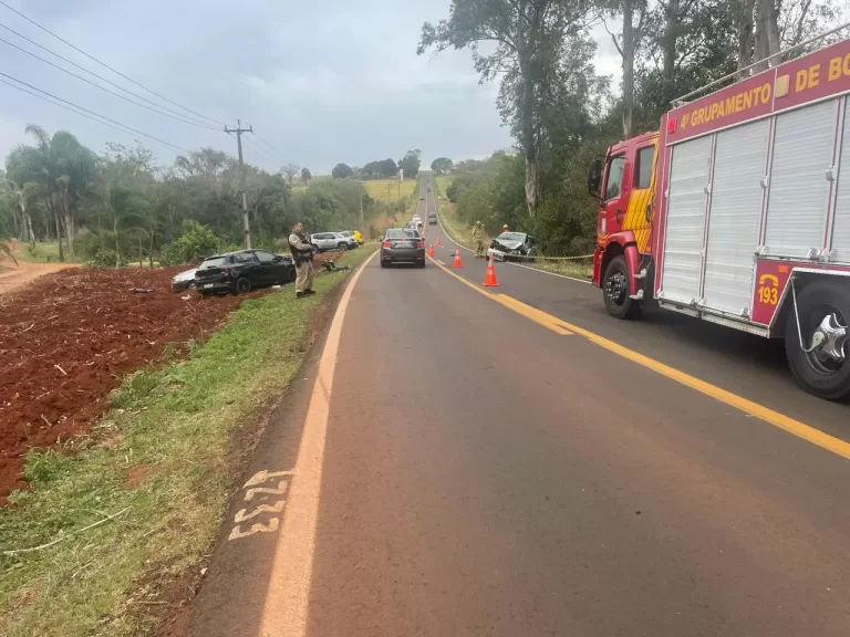 Colisão frontal na PR-317 em Ouro Verde do Oeste deixa um morto e quatro feridos