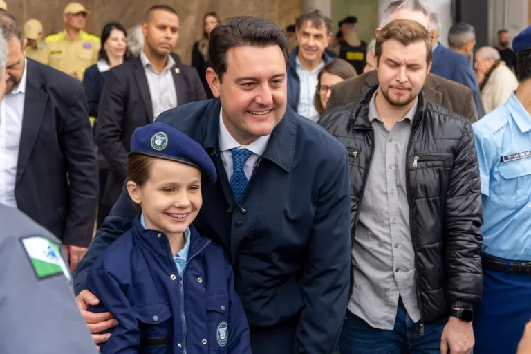 Ratinho Junior ganha de Lula e Bolsonaro, aponta nova pesquisa