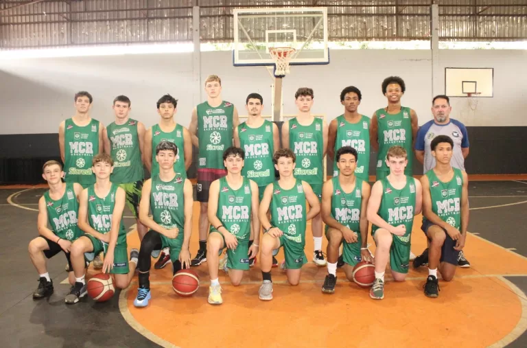 Equipes da Pref. de Marechal Rondon/ACB viajam para disputas do Paranaense sub-17 de Basquete