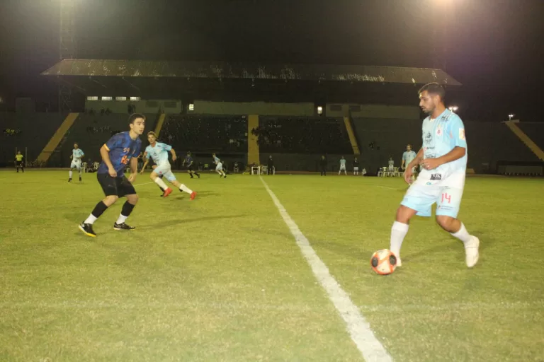 Rodada com 22 gols abre segunda semana do Municipal de Suíço Livre