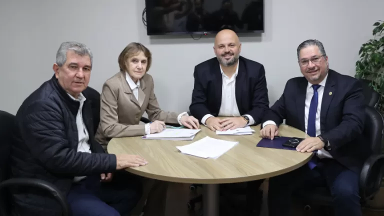 Comissão de Defesa dos Direitos da Criança aprova proposta que combate o tráfico de crianças no Paraná