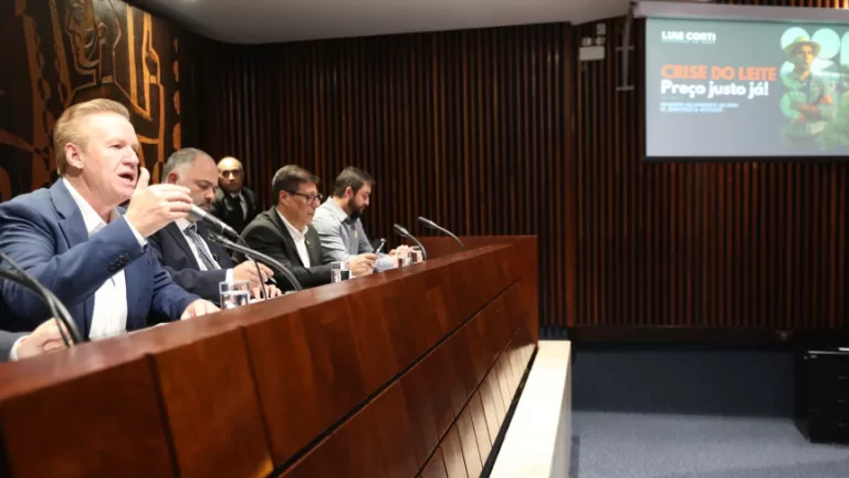 Deputado Luis Corti destaca reuniões para debater a crise do leite no Paraná