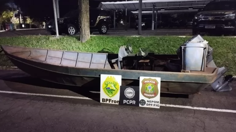 Embarcação com uma tonelada de maconha é apreendida em Santa Helena