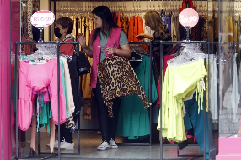 Paraná registra alta de 14,8% no saldo de empresas em 2025