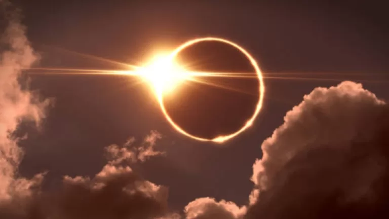Último eclipse solar do ano acontece neste domingo