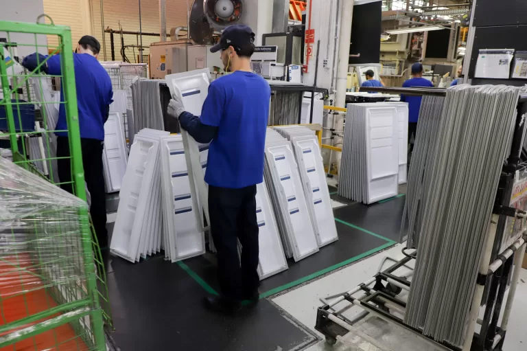 Agências do Trabalhador reúnem 26,2 mil vagas de emprego, maior número de 2025