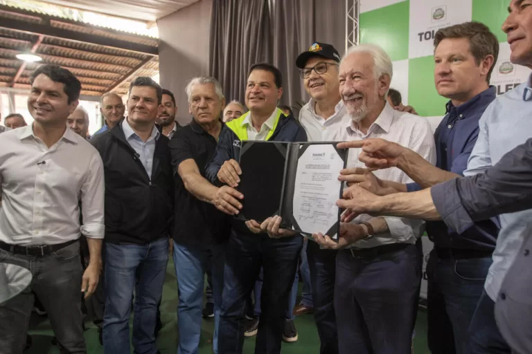 Anunciada obra de R$ 200 milhões para nova rodovia em concreto entre Toledo e Assis Chateaubriand