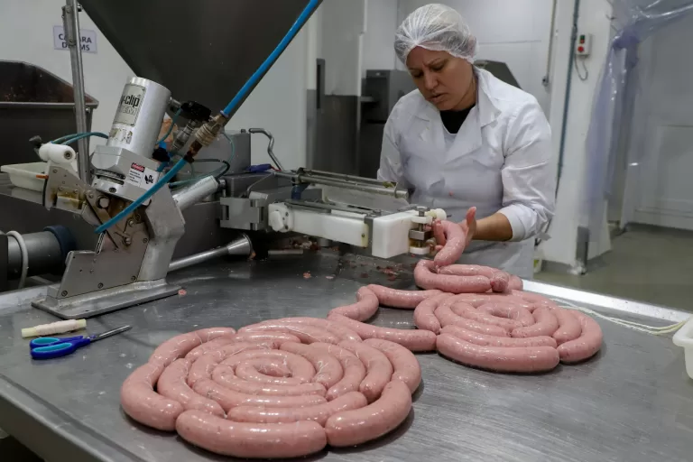Paraná alcança melhor trimestre da história na produção de carne bovina e suína