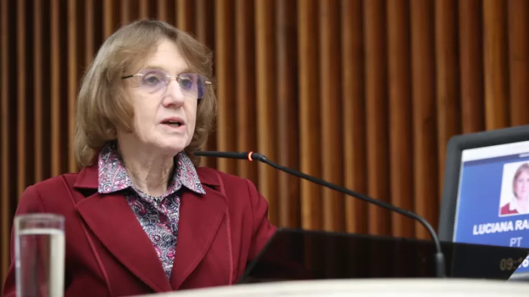 Em requerimento, deputada Luciana Rafagnin cobra que ganhos judiciais da Sanepar resultem em tarifas mais baixas