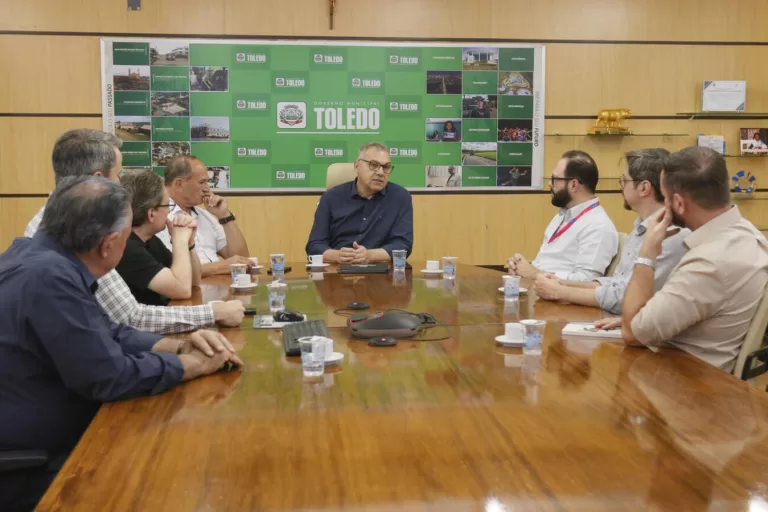 Em visita à Prefeitura de Toledo, vice-reitor da PUCPR trata de temas estruturantes