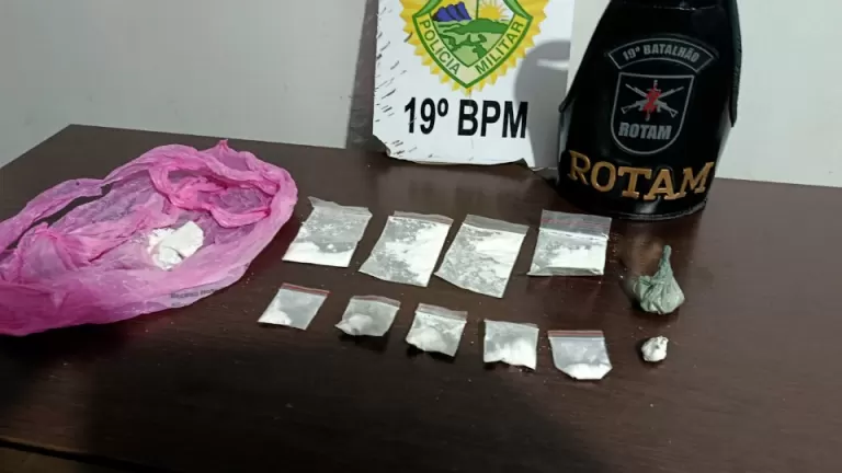 Dois homens são detidos por tráfico de drogas em Novo Sarandi