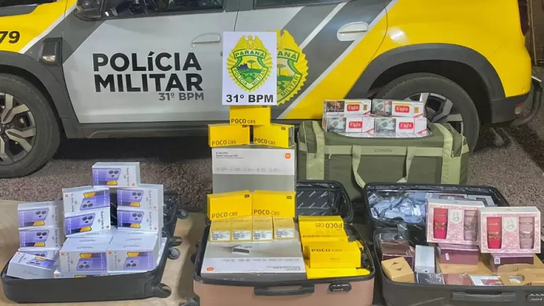 PM apreende carga de contrabando e descaminho durante abordagem a ônibus