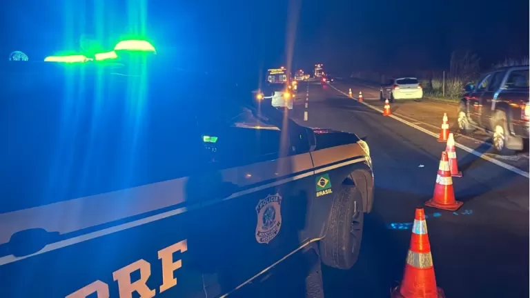 Homem morre ao ser atropelado na BR-376