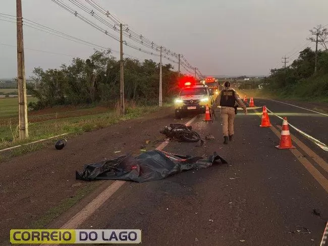 Motociclista morre em colisão frontal com caminhão em Santa Helena