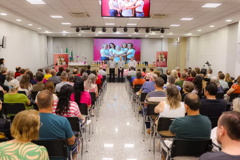 Cercar encerra campanha solidária com palestra sobre prevenção do câncer e doação de R$ 43.650 à Uopeccan