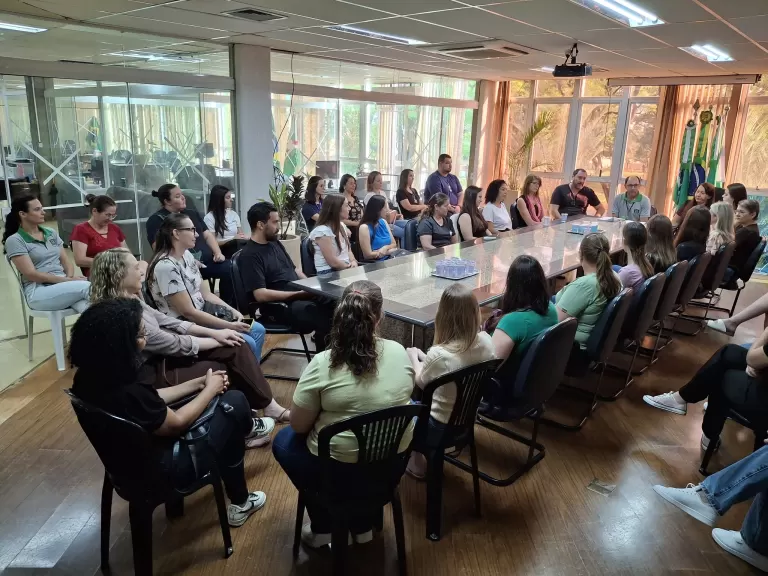 Novos servidores públicos tomam posse na Prefeitura de Marechal Rondon