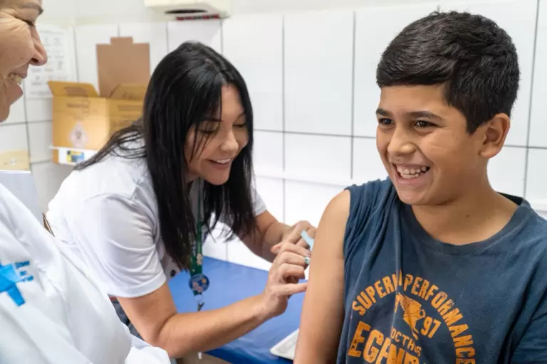 Paraná aplica mais de 87 mil doses no Dia D da Multivacinação
