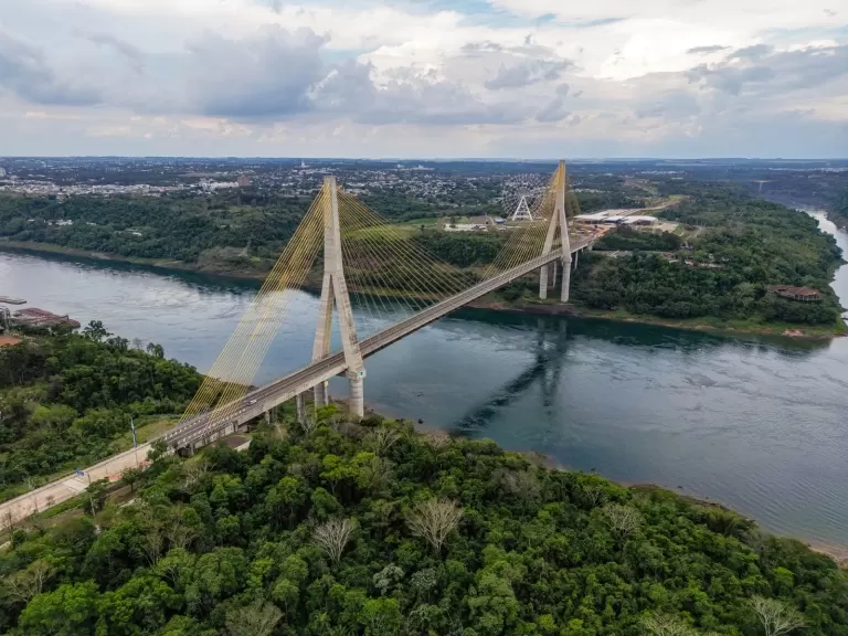 Brasil e Paraguai discutem cronograma de Abertura da Ponte da Integração