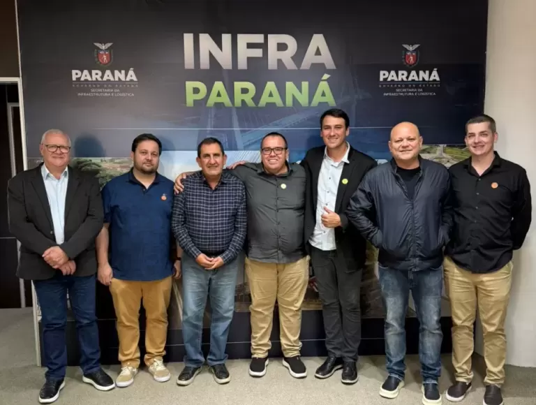 Gordinho do Suco conquista ambulância, cobra obras e exige melhorias na telefonia para Marechal Rondon