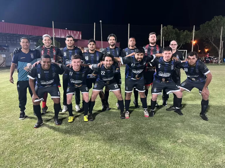 Babaláticos e Lobos carimbam mais duas vagas nas quartas do Municipal