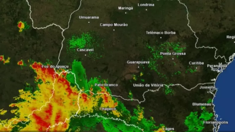 Chuvas voltam ao Paraná com formação de cavado meteorológico