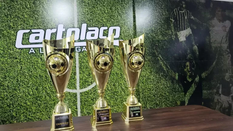 Acompanhe Cartolaço no O Presente