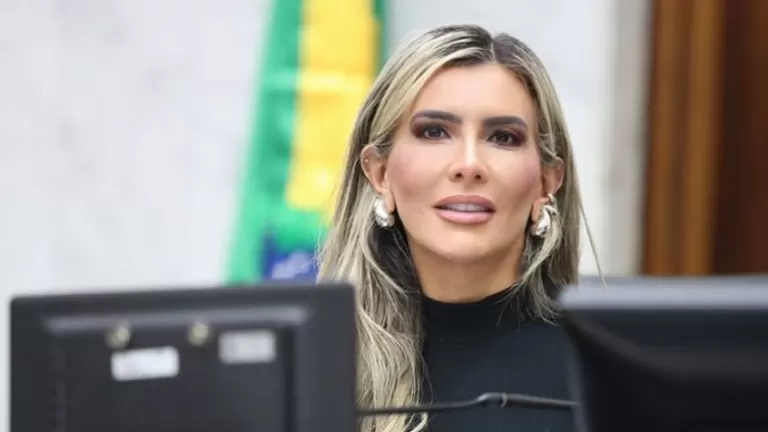 Deputada Flávia Francischini protocola Moção de Repúdio contra o Decreto 12.786/25, do Governo Federal que altera a política de educação especial