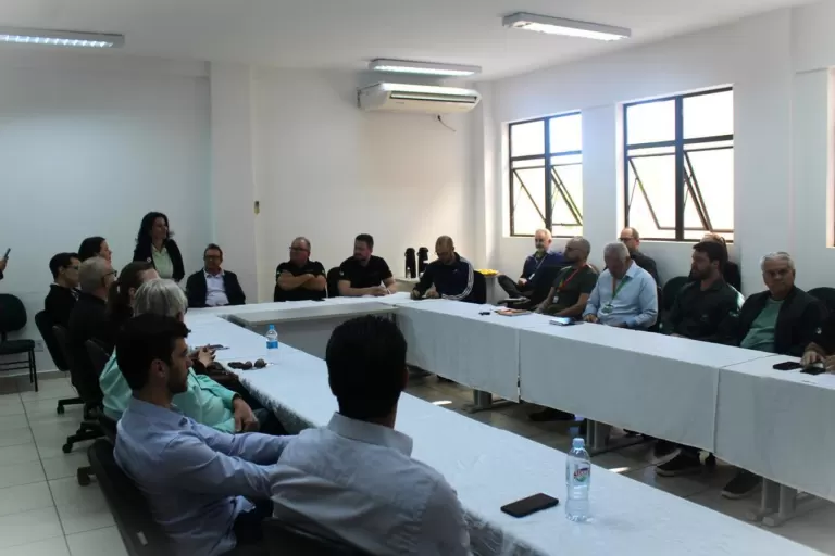 Prefeitura de Toledo debate sobre biometano em mesa técnica na Unioeste