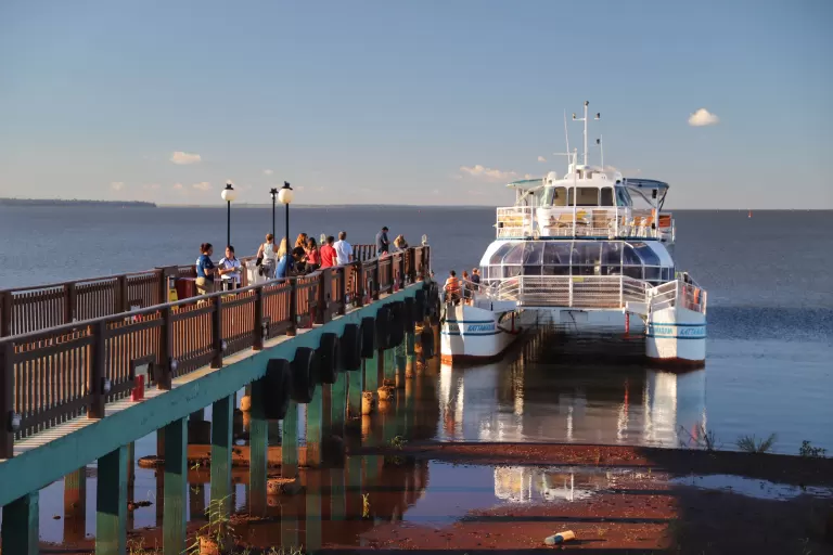 Turismo no Paraná registra alta de 14,7% na geração de empregos formais em 2025