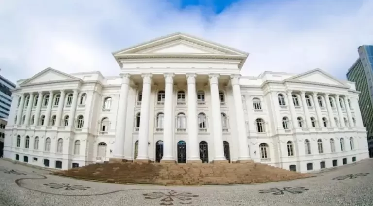 UFPR vai analisar se vestibular passará a ser em fase única a partir de 2026