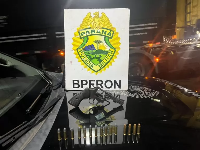 Passageiro de ônibus é preso em Guaíra com revólver e munições