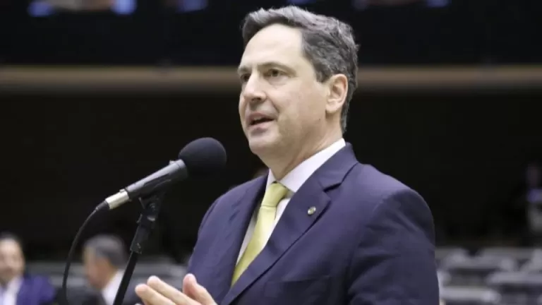 Projeto de lei amplia crédito para pequenas e médias empresas