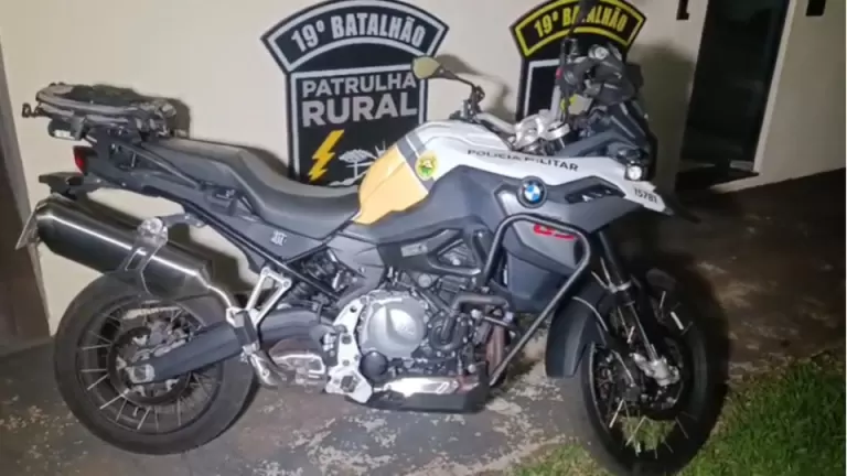 Motociclista com sinais de embriaguez colide com moto da Rocam e deixa policial ferido em Toledo