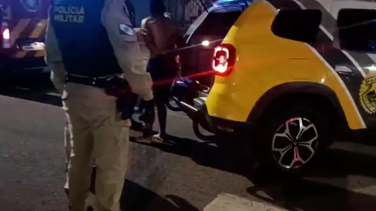 Homem é preso após bater na própria mãe em Toledo