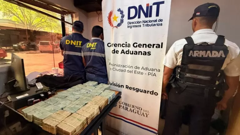 Dnit apreende R$ 1,6 milhão em dinheiro escondido na Ponte da Amizade