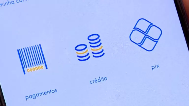 Pix lidera operações de pagamento no Brasil