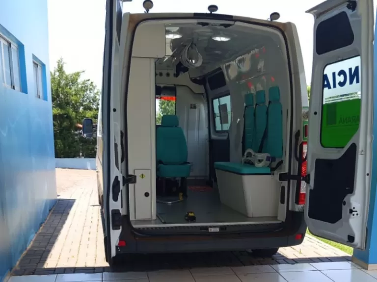 Acidente deixa homem ferido em Mercedes